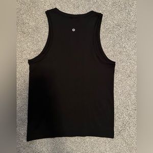 lululemon swiftly relaxed muscle tank, size 4, black, excellent condition